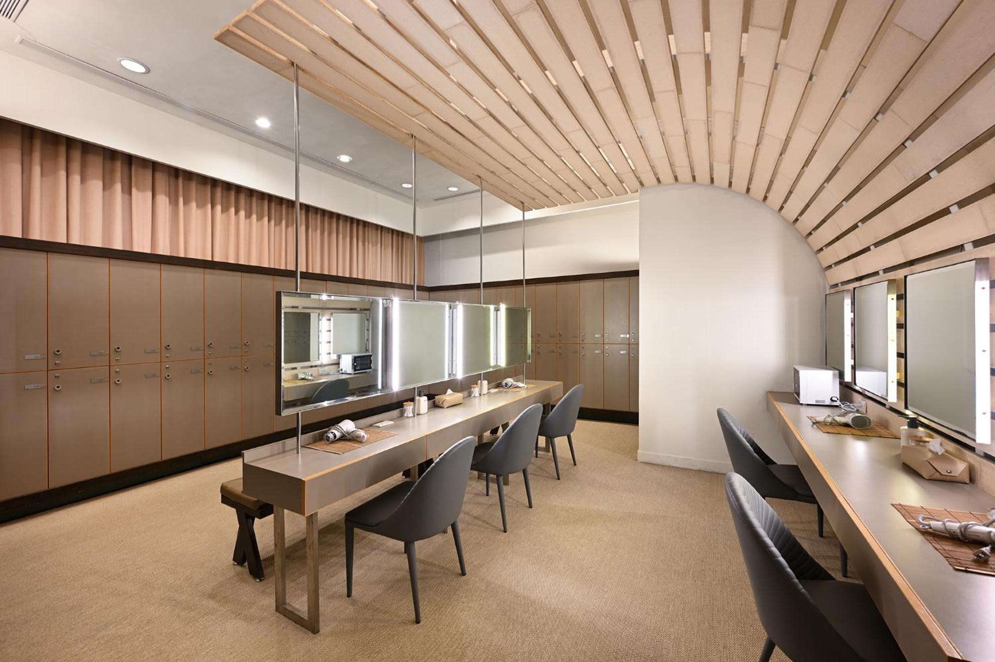 Ct Green Bay Hot-Spring Hotel Wanli District Exterior photo