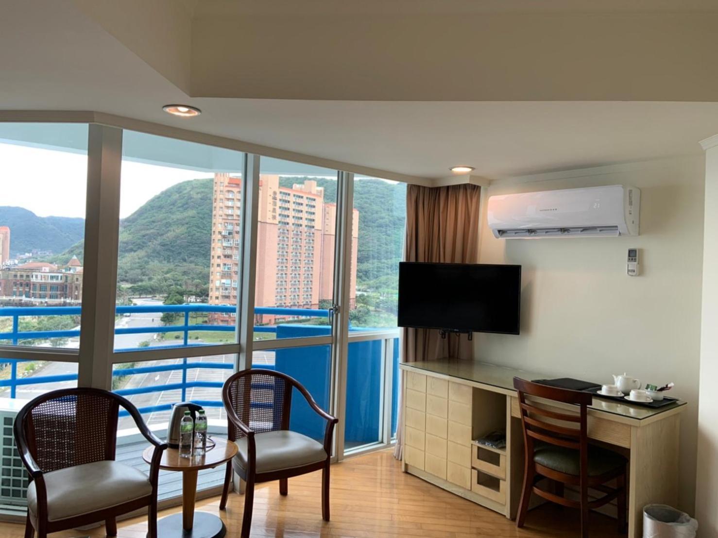 Ct Green Bay Hot-Spring Hotel Wanli District Exterior photo